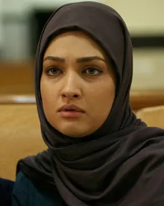 آیدا فقیه زاده