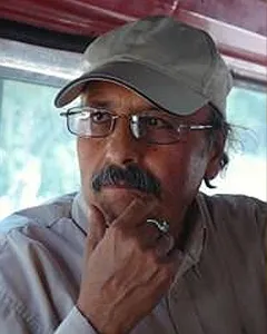 اکبر خواجویی