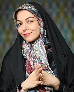 آزاده نامداری