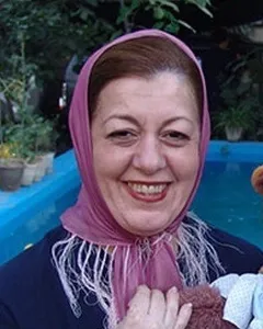 آزاده پورمختار