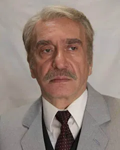 داریوش کاردان