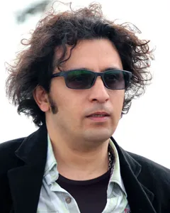 فرزاد خوشدست