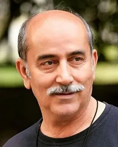 مهرداد فلاحتگر