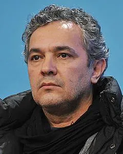 مهرداد غفارزاده