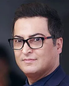 مهرداد میناوند