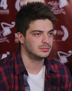 نوید لایقی مقدم