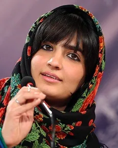 نگار نیکخواه آزاد