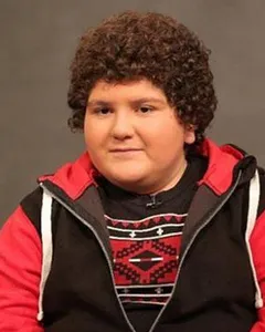 پارسیا شکوری فرد