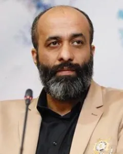 پیام احمدی نیا