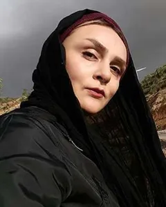 رقیه شادخواه