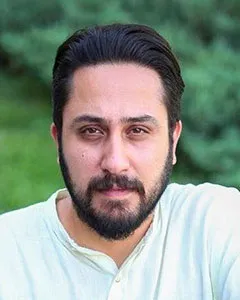 روزبه بمانی