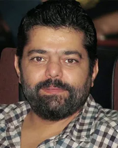 شاهد احمدلو