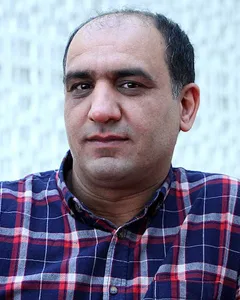 سیاوش حقیقی